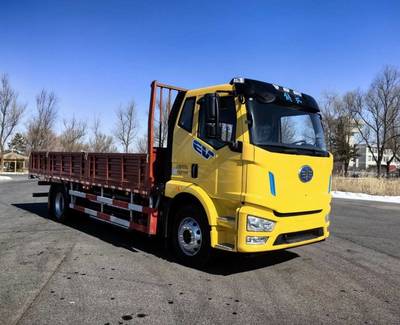 解放純電動6米8車型亮相工信部公告，引領(lǐng)城市物流綠色新篇章