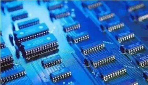 紫光資本運作 是投機游戲還是芯片產業的戰略深耕？